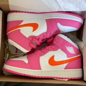 BRAND NEW AIR JORDAN SIZE 4Y